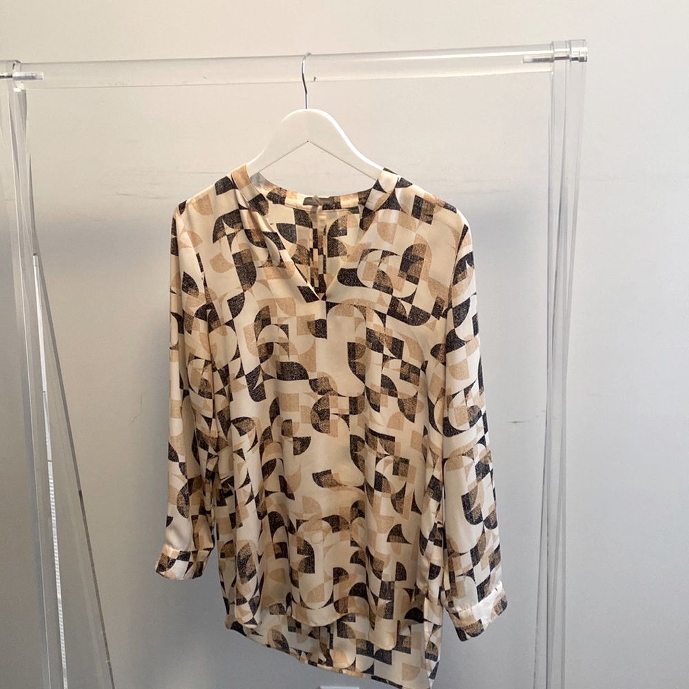 Vince Camuto Long Blouse